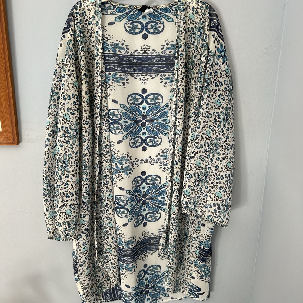 Paisley shrug